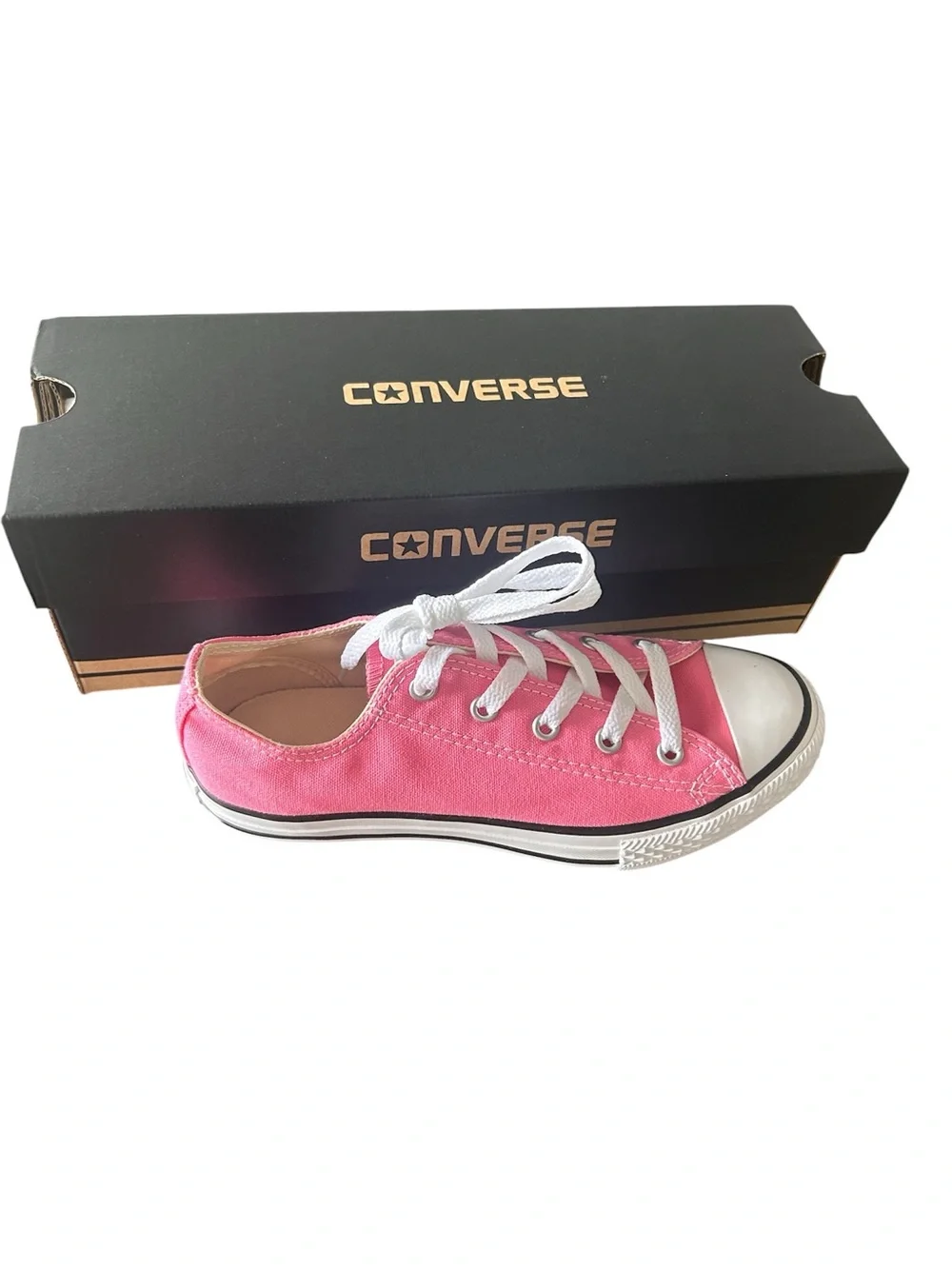 Converse Pink Low-Top Canvas Sneakers Style 3J238 Size 3 Youth 21.5 CM